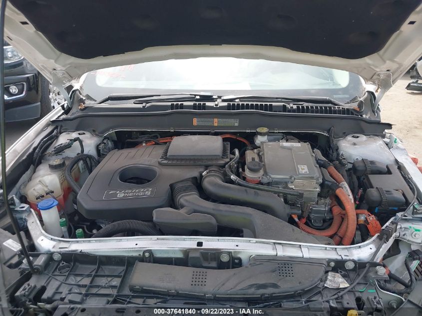 2017 FORD FUSION ENERGI SE - 3FA6P0PU7HR180058