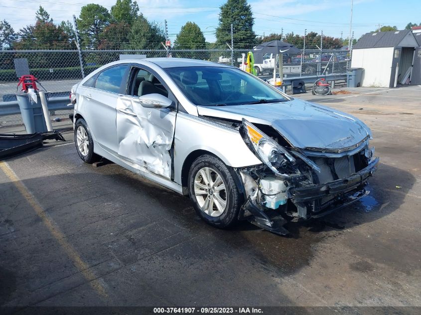 2014 HYUNDAI SONATA GLS - 5NPEB4AC2EH937071