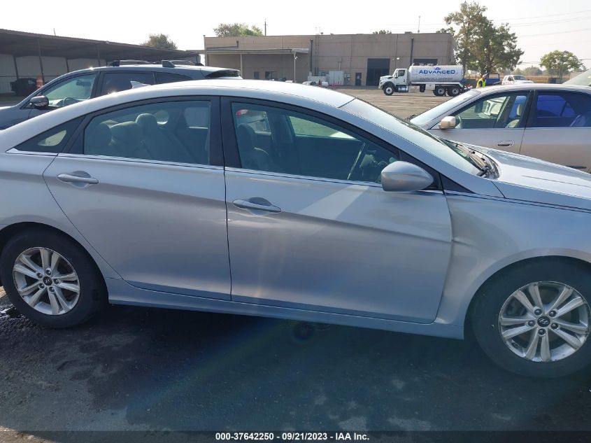 2013 HYUNDAI SONATA GLS - 5NPEB4AC0DH722822