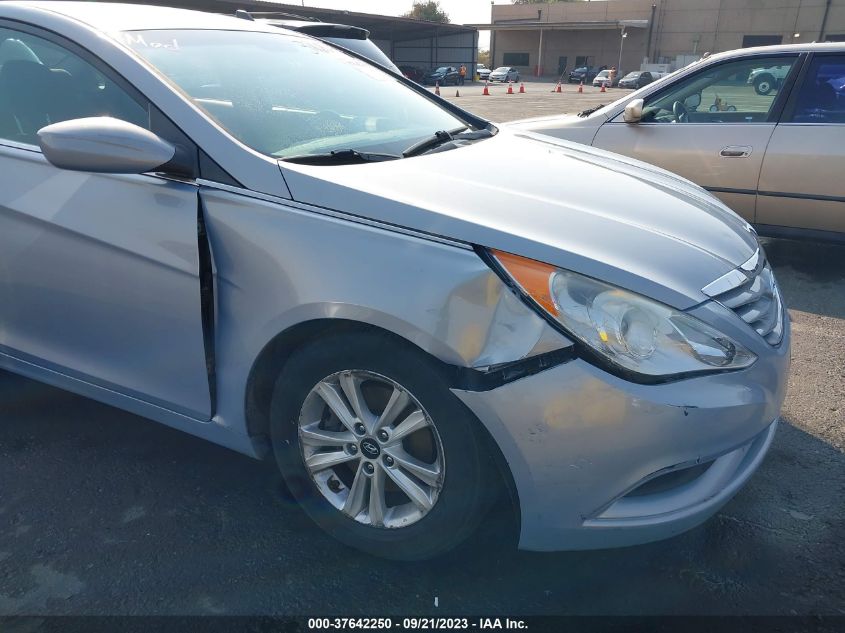 2013 HYUNDAI SONATA GLS - 5NPEB4AC0DH722822