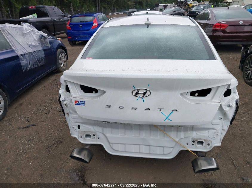 2018 HYUNDAI SONATA SPORT - 5NPE34AF8JH696960