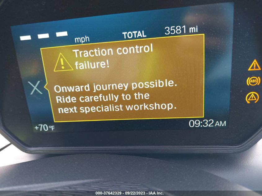2019 BMW C 400 X WB40C1905KS876327