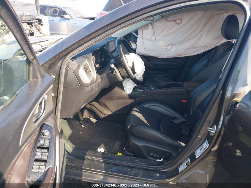 2018 MAZDA MAZDA3 TOURING - 3MZBN1L38JM233206