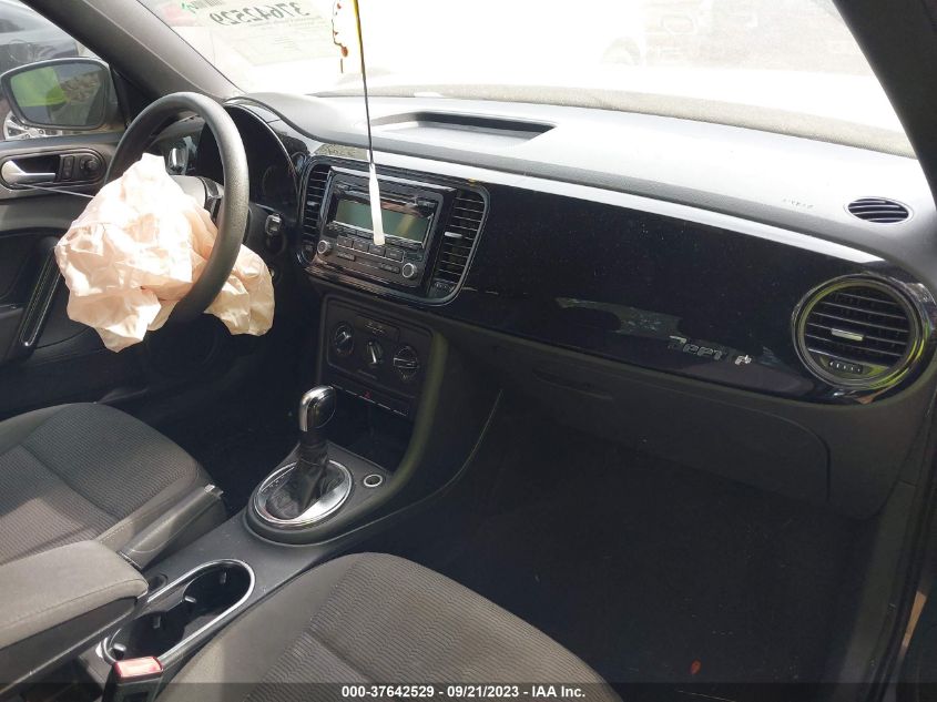 2014 VOLKSWAGEN BEETLE COUPE 2.5L ENTRY - 3VWFP7ATXEM606690
