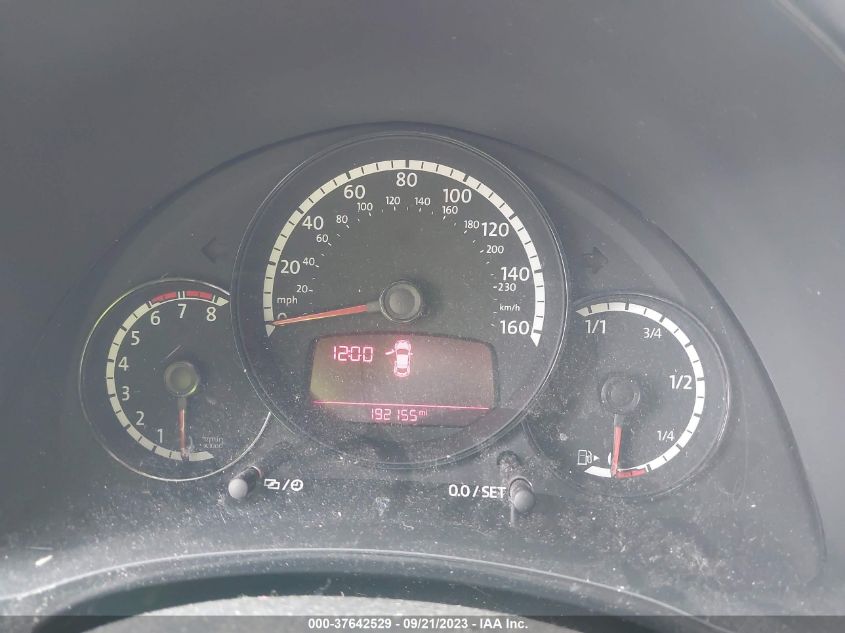 2014 VOLKSWAGEN BEETLE COUPE 2.5L ENTRY - 3VWFP7ATXEM606690