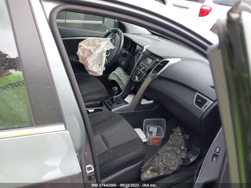 2016 HYUNDAI ELANTRA GT - KMHD35LH7GU318123