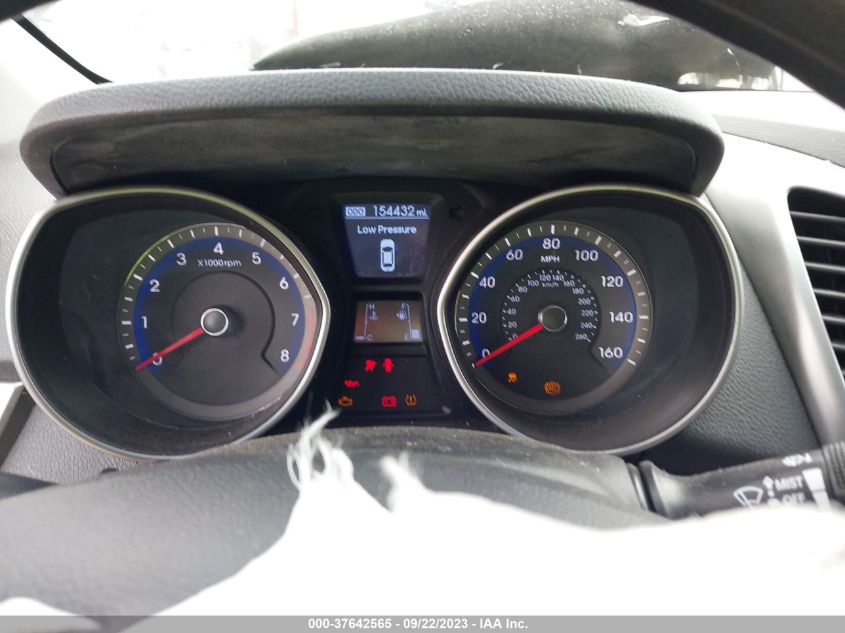 2016 HYUNDAI ELANTRA GT - KMHD35LH7GU318123