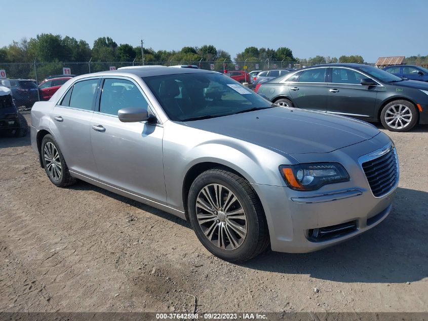 2013 CHRYSLER 300 300S - 2C3CCAGT1DH667191