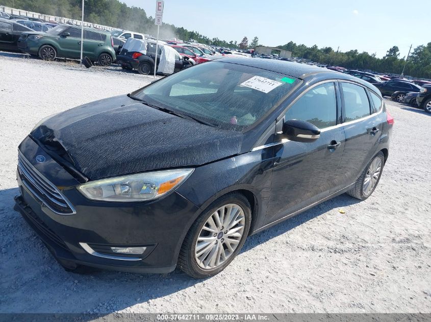 VIN 1FADP3N21GL374141 2016 FORD FOCUS no.2