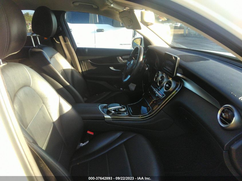2016 MERCEDES-BENZ GLC GLC 300 - WDC0G4JB0GF078752