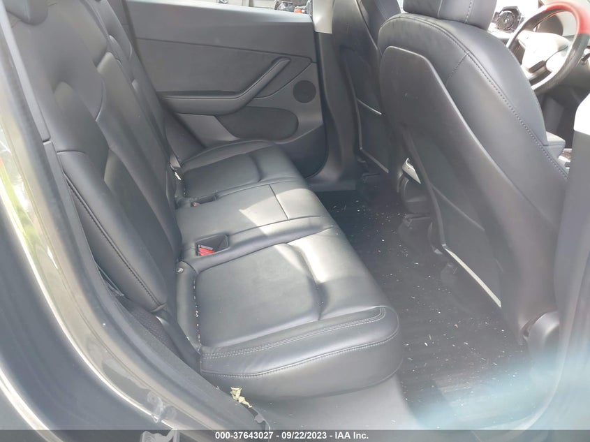 VIN 5YJYGDEE1LF027112 2020 TESLA MODEL Y