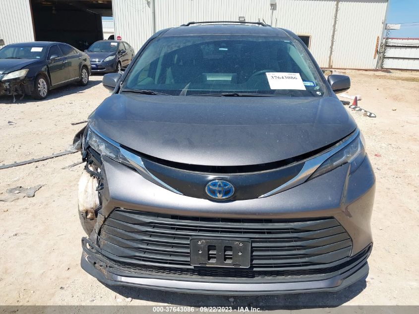 2022 TOYOTA SIENNA LE - 5TDKRKEC3NS098720
