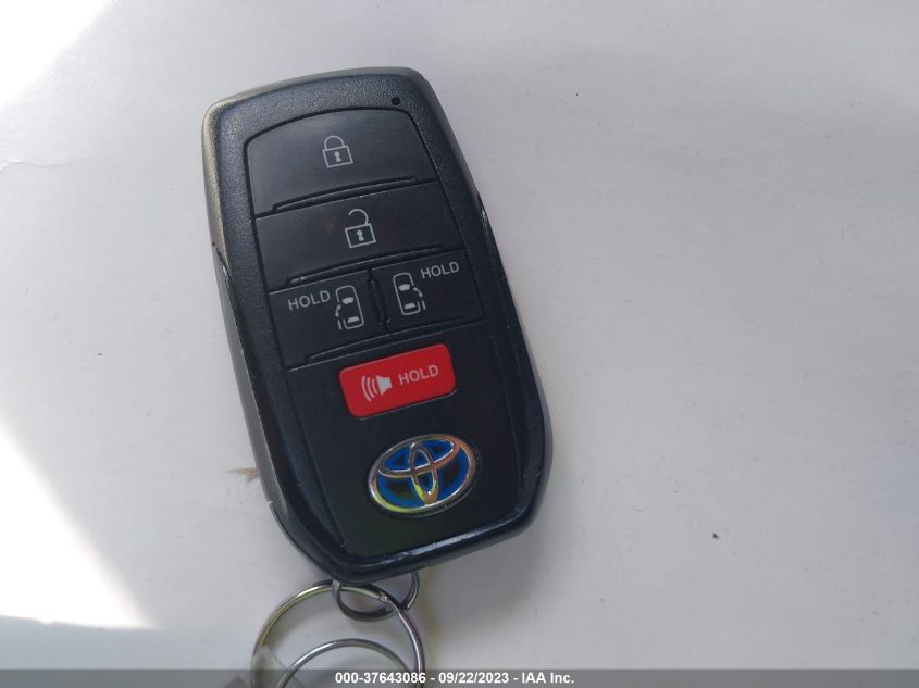 2022 TOYOTA SIENNA LE - 5TDKRKEC3NS098720