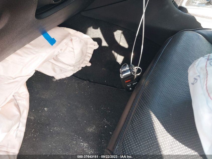 2019 CHRYSLER 300 LIMITED - 2C3CCAEG6KH563041
