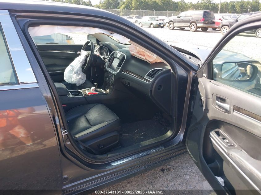 2019 CHRYSLER 300 LIMITED - 2C3CCAEG6KH563041