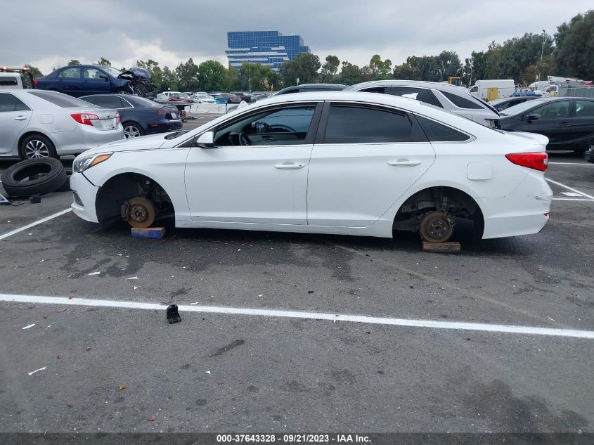 2016 HYUNDAI SONATA 2.4L SE - 5NPE24AF0GH266612