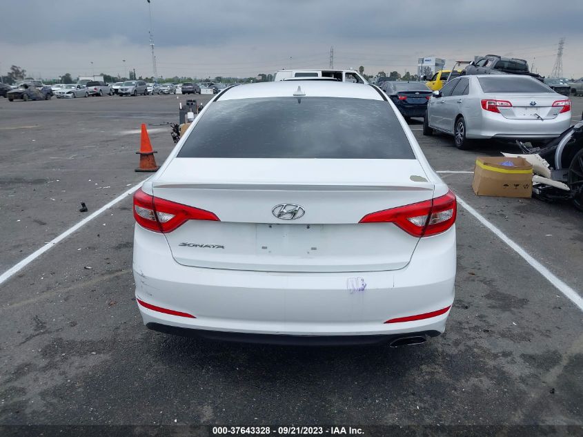 2016 HYUNDAI SONATA 2.4L SE - 5NPE24AF0GH266612