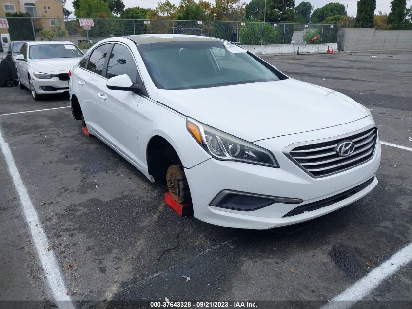 2016 HYUNDAI SONATA 2.4L SE - 5NPE24AF0GH266612