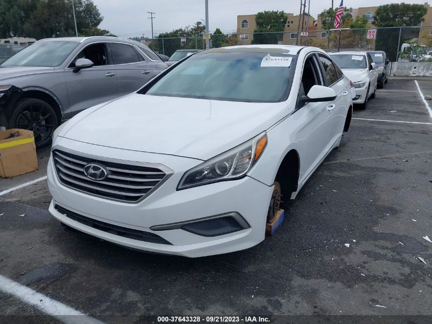 2016 HYUNDAI SONATA 2.4L SE - 5NPE24AF0GH266612