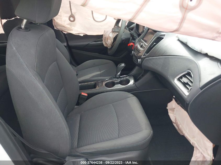 2019 CHEVROLET CRUZE LT - 1G1BE5SM4K7108888