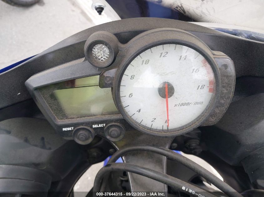 2009 YAMAHA YZFR6 SC JYARJ06Y09A008037