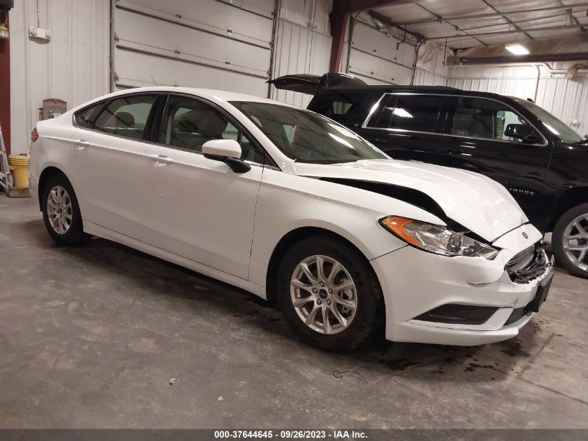 3FA6P0G71HR397129 2017 FORD FUSION, photo no. 1