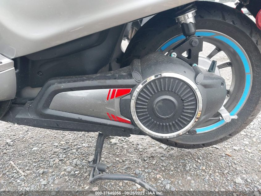 2023 VESPA ELETTRICA ZAPMA9EBXP5100275