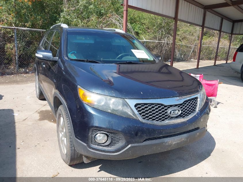 2013 KIA SORENTO LX - 5XYKT3A66DG365576