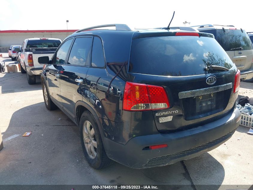 2013 KIA SORENTO LX - 5XYKT3A66DG365576