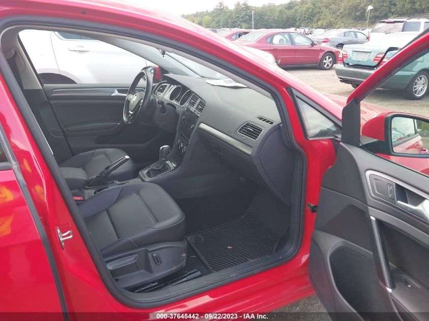 2018 VOLKSWAGEN GOLF S/SE - 3VWG17AU2JM255282