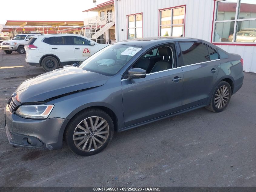 2013 VOLKSWAGEN JETTA SEDAN SEL W/NAV - 3VWLX7AJ1DM361746