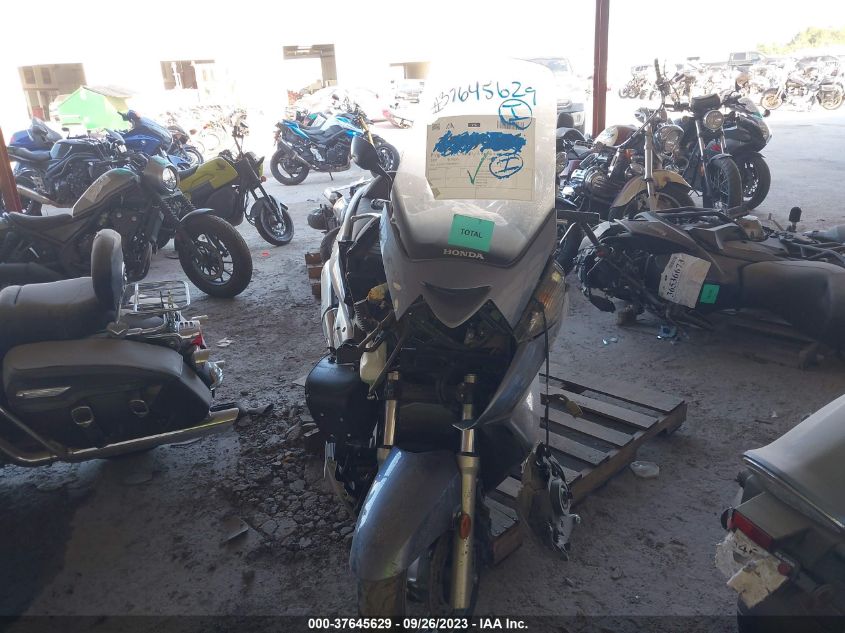 2007 HONDA FSC600 D JH2PF01197K500927