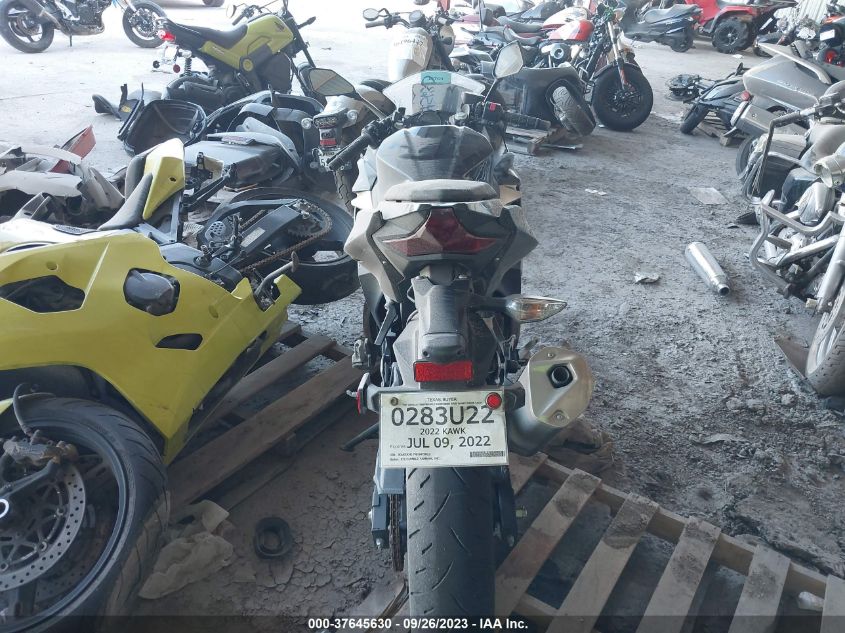 2022 KAWASAKI EX400 JKAEXKH17NDAH5622