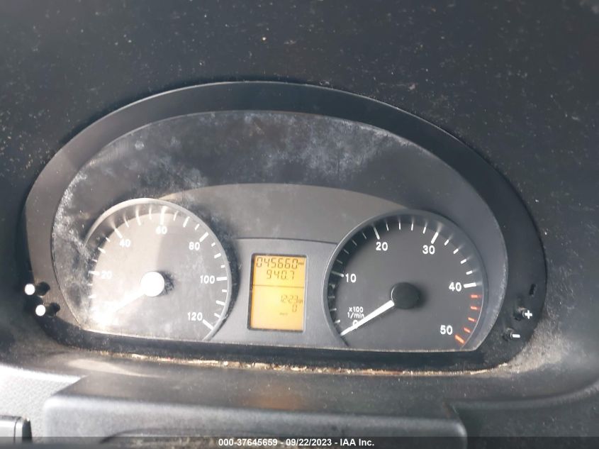 2018 MERCEDES-BENZ SPRINTER CARGO VAN - WD3PE7CD4JP647852