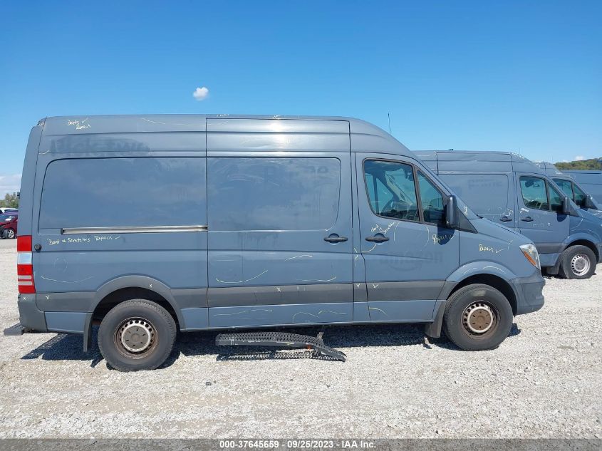 2018 MERCEDES-BENZ SPRINTER CARGO VAN - WD3PE7CD4JP647852