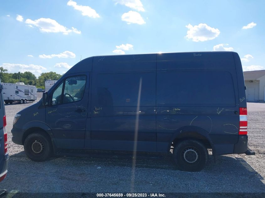 2018 MERCEDES-BENZ SPRINTER CARGO VAN - WD3PE7CD4JP647852