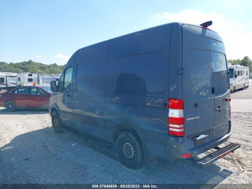 2018 MERCEDES-BENZ SPRINTER CARGO VAN - WD3PE7CD4JP647852