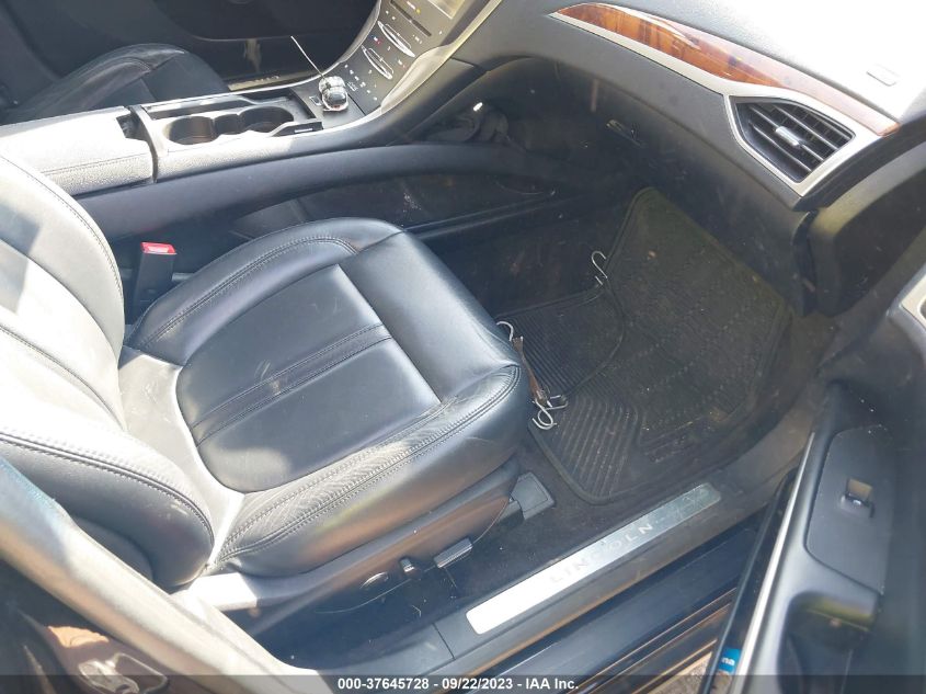 2015 LINCOLN MKZ - 3LN6L2G99FR600893