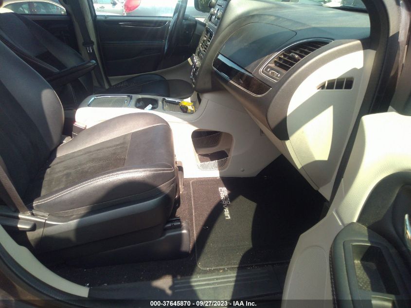 2017 DODGE GRAND CARAVAN SXT - 2C4RDGCGXHR562339