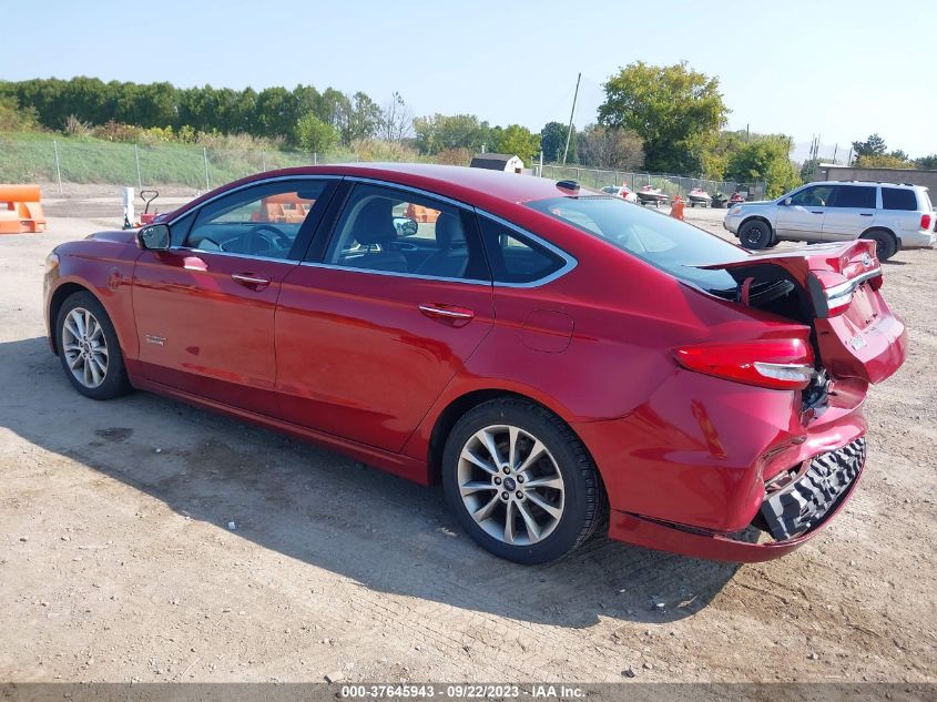 2017 FORD FUSION ENERGI SE - 3FA6P0PUXHR160726