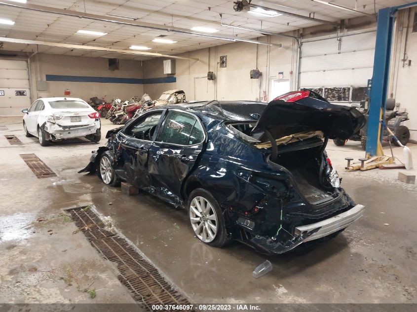 2020 TOYOTA CAMRY LE - 4T1C11AK4LU943291