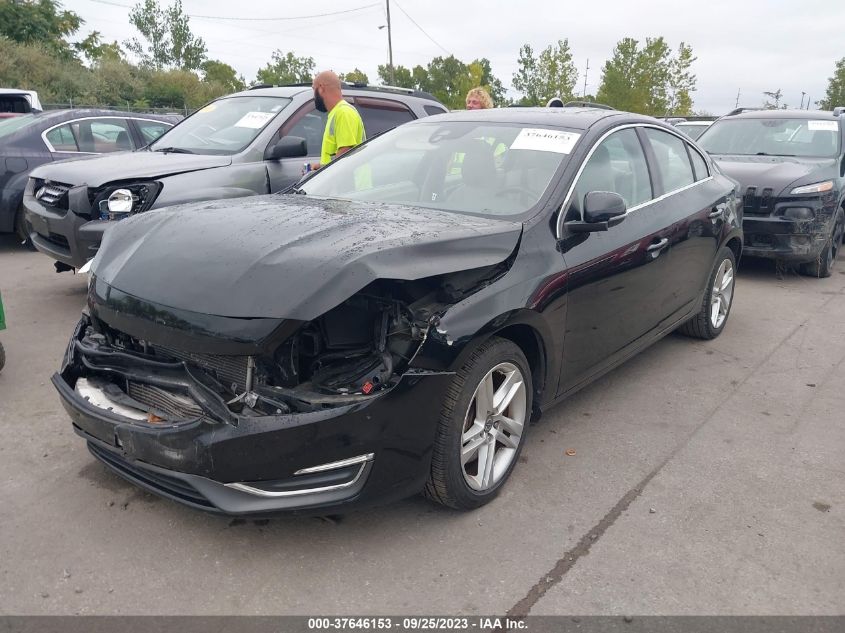 2014 VOLVO S60 T5 - YV1612FS1E2290816
