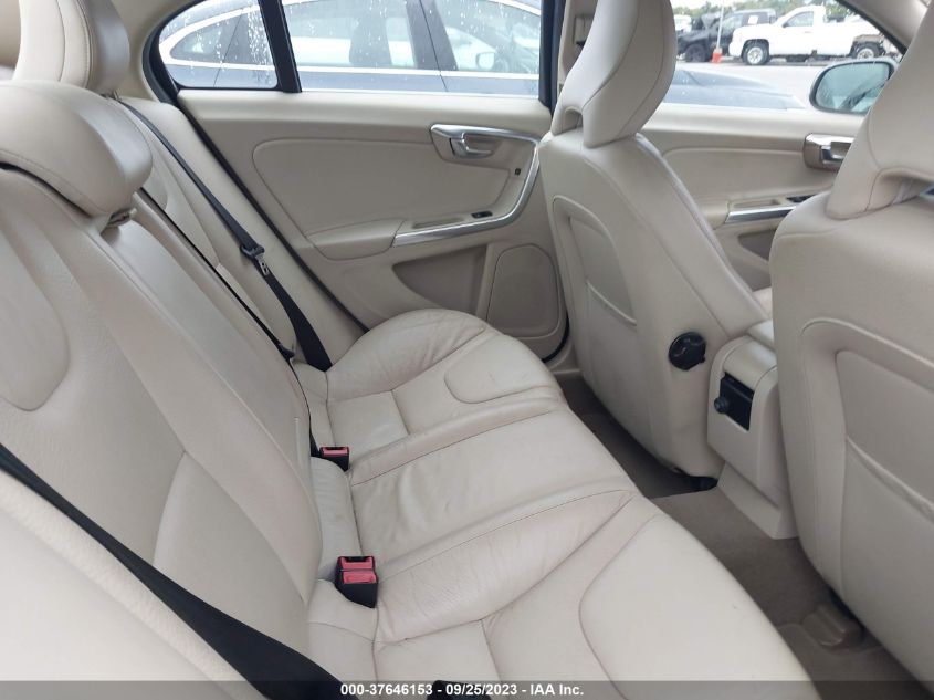 2014 VOLVO S60 T5 - YV1612FS1E2290816