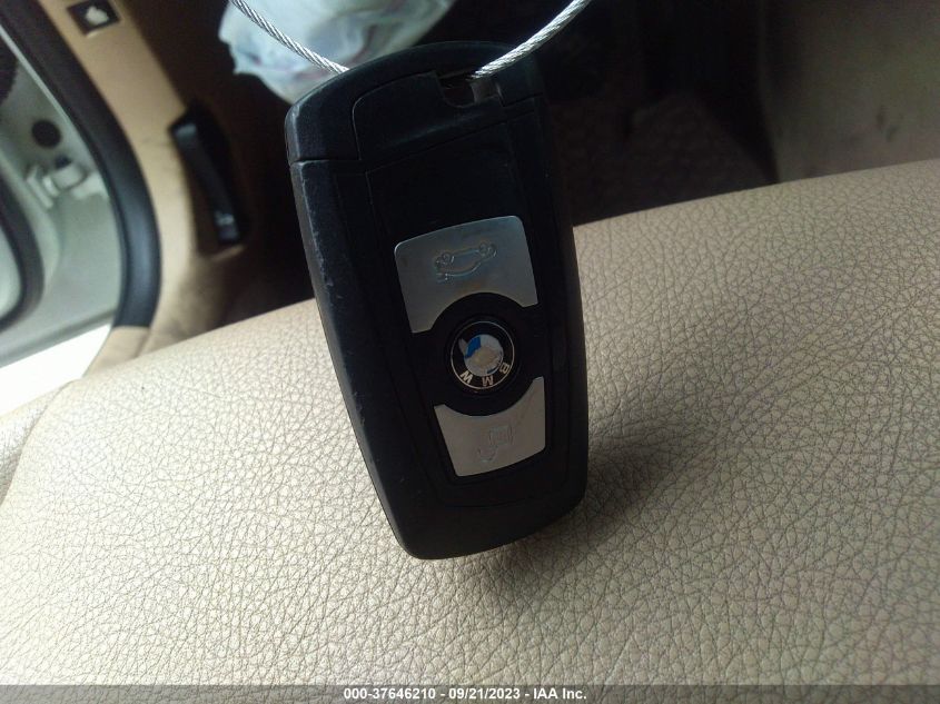 2014 BMW 320I WBA3B1G5XENT00988