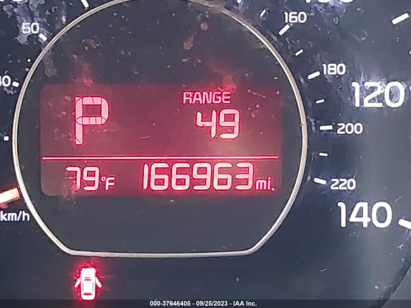 2015 KIA SOUL + - KNDJP3A59F7134193