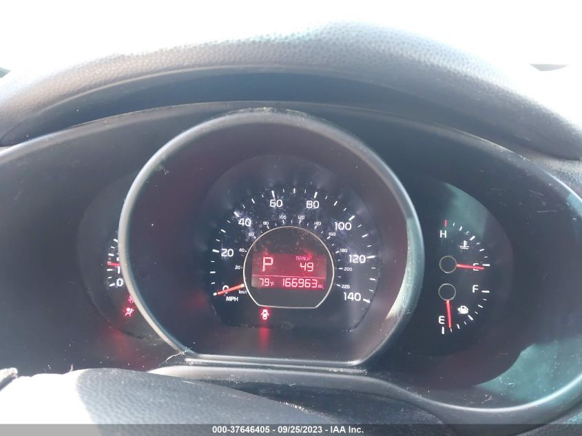 2015 KIA SOUL + - KNDJP3A59F7134193