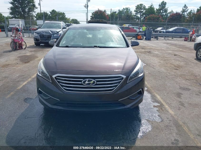 2016 HYUNDAI SONATA 2.4L SE - 5NPE24AF8GH404560