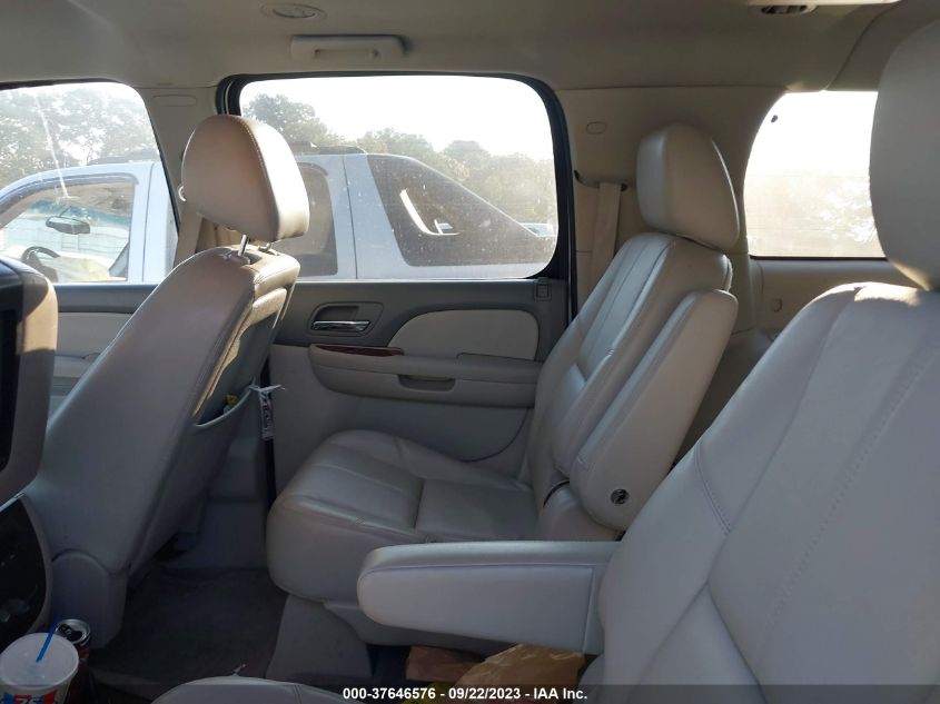 2014 CHEVROLET SUBURBAN C1500 LT - 1GNSCJE03ER187744