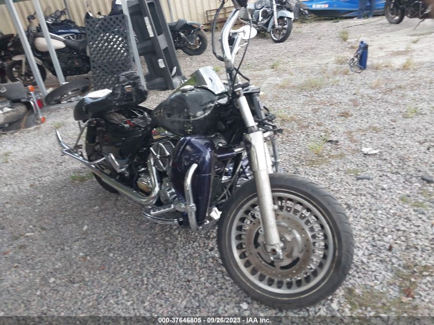 2011 HARLEY-DAVIDSON FLHRC - 1HD1FRM15BB669302