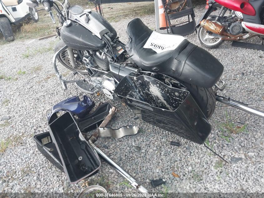 2011 HARLEY-DAVIDSON FLHRC 1HD1FRM15BB669302
